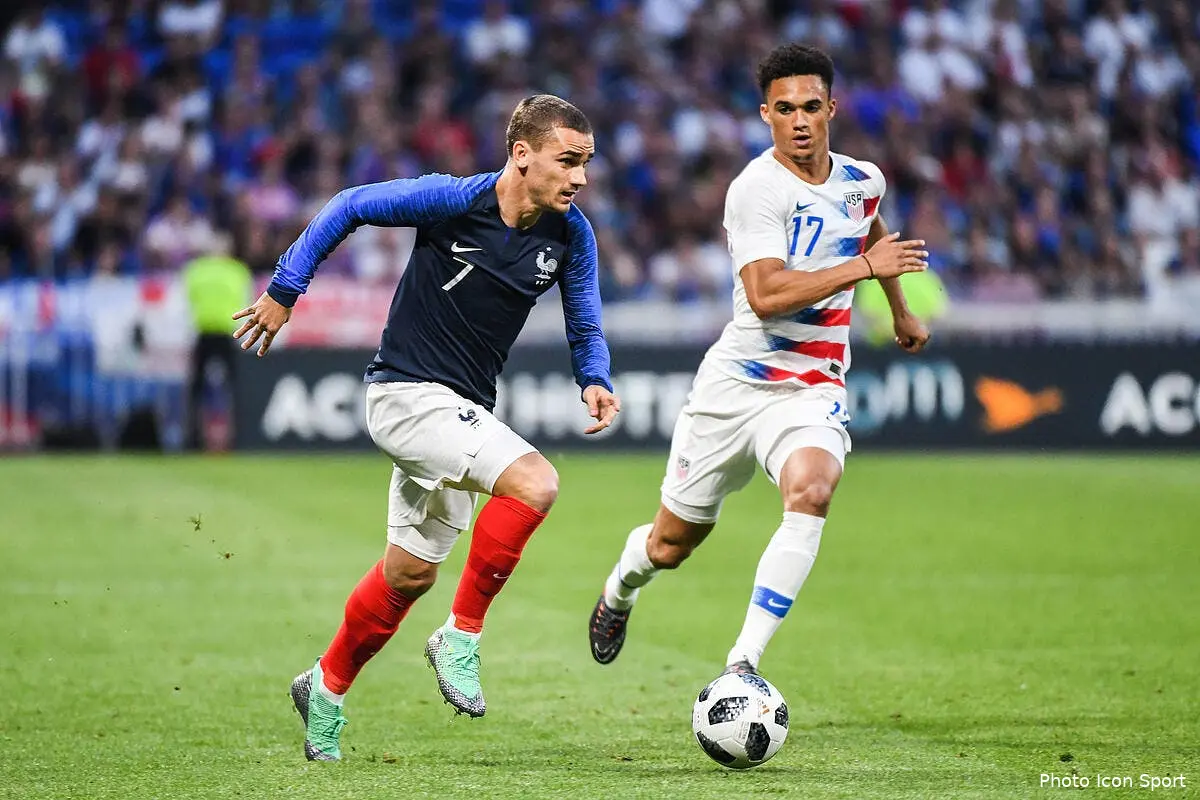 ol un panic buy en defense pour lyon icon dib 090618 10 15276957