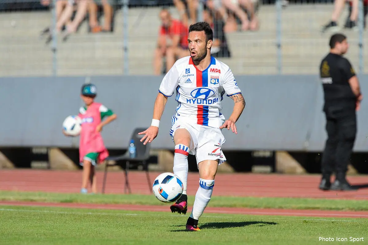 OL : Valbuena pourrisseur de vestiaire, c'est bidon