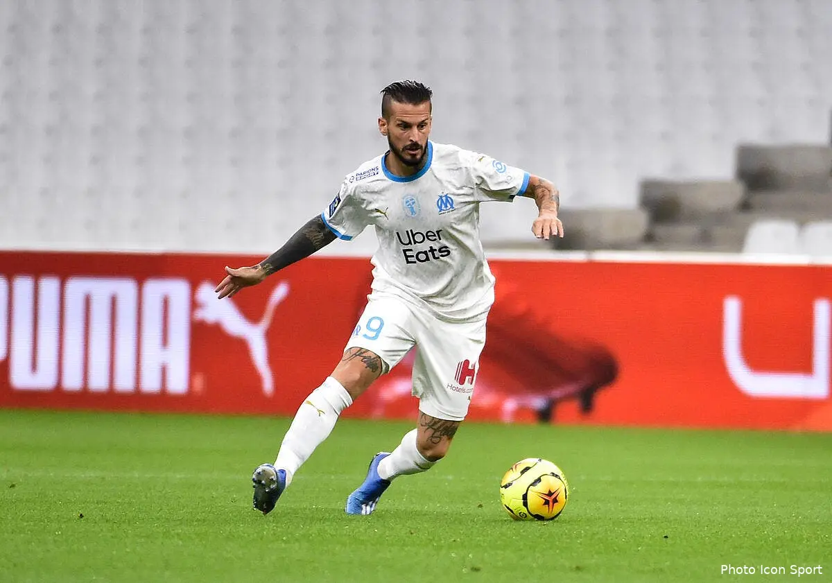 om benedetto plus fragile que mitroglou il balance icon adim 260920 13 115296665