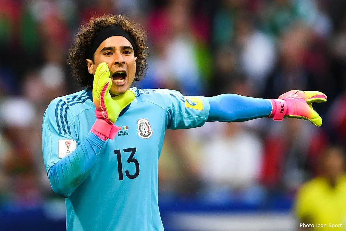OM : Blasé d'attendre Mandanda, l'OM active la piste Ochoa
