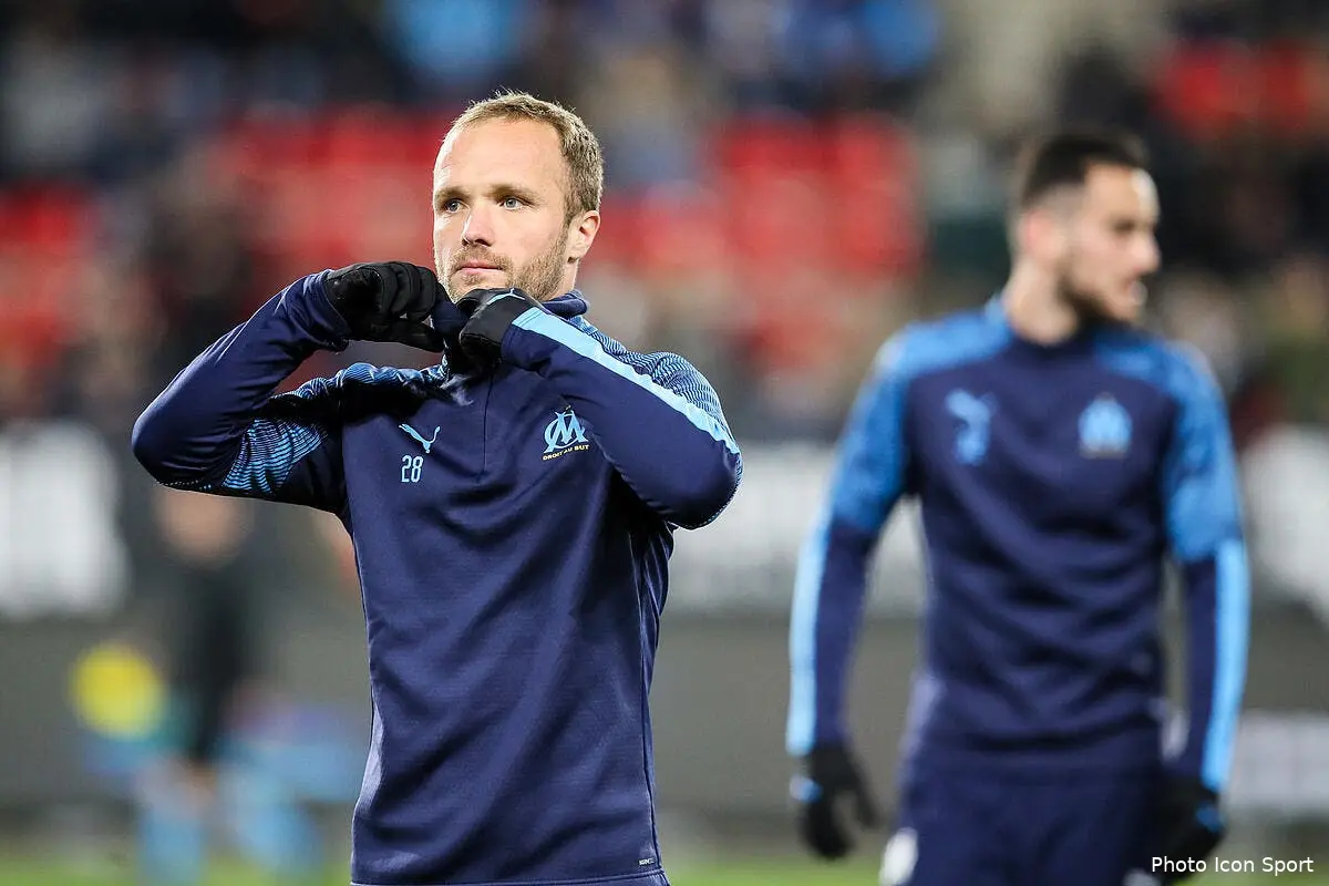 om germain se cache a peine pour tacler aulas et eyraud icon vmirennesmars 19284555