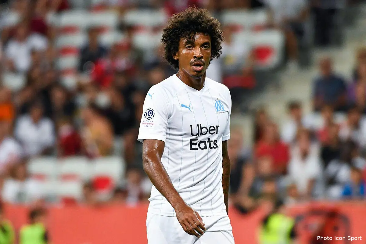 om luiz gustavo a bien tout fait pour quitter marseille au mercato icon pdz 280819 93 08264353