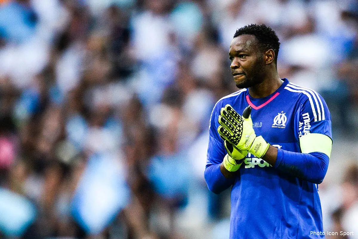 OM : Mandanda a décidé de partir, ce sera Monaco ou Villarreal