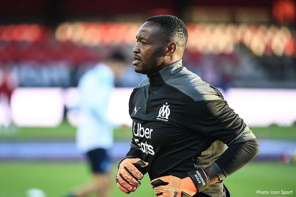 om mandanda pestifere les bleus l ont fait exploser icon dib 300820 10 06293625