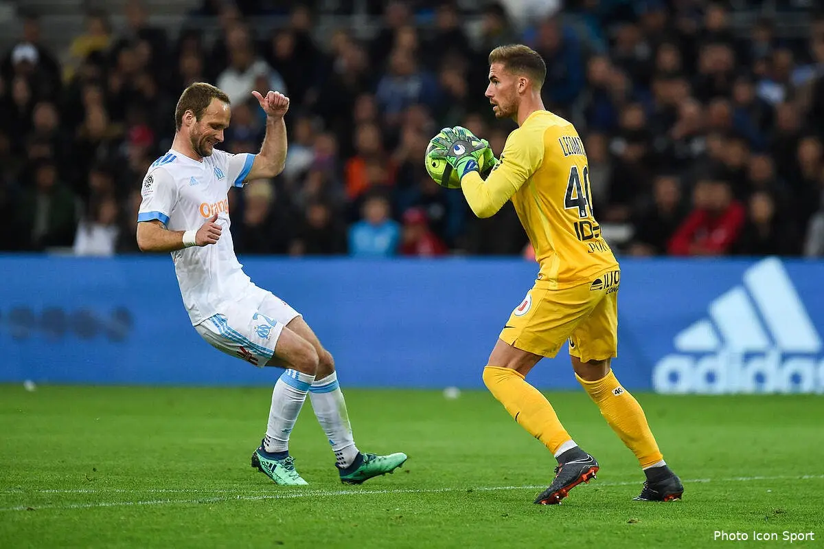 OM : Lecomte est bon, Mandanda bientôt à la retraite ?