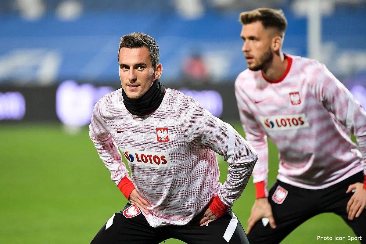 om milik a marseille longoria active un plan inedit icon sipausa 31451751 302999