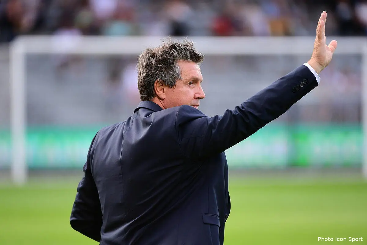 om pickeu a marseille le poker menteur se poursuit icon win 310719 01 96889288101