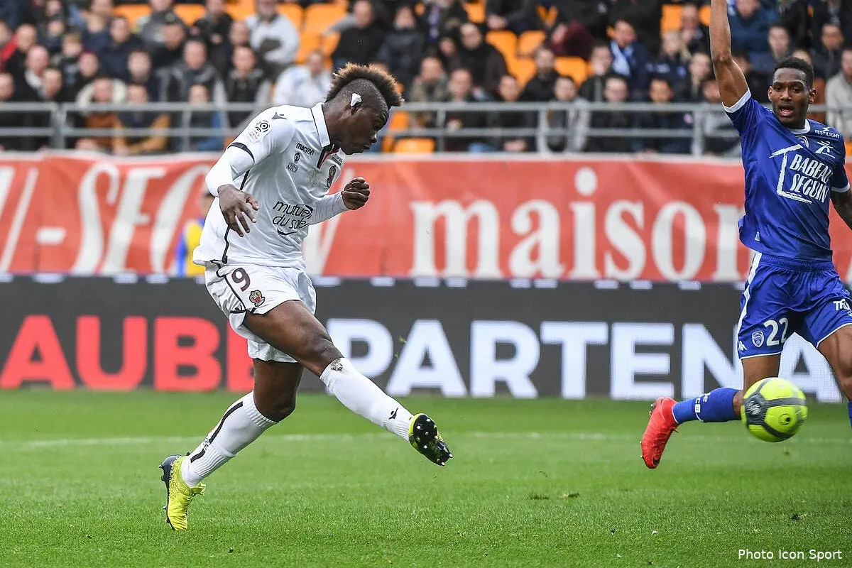 OM : Pierre Ménès trouve « très louche » l'histoire Balotelli