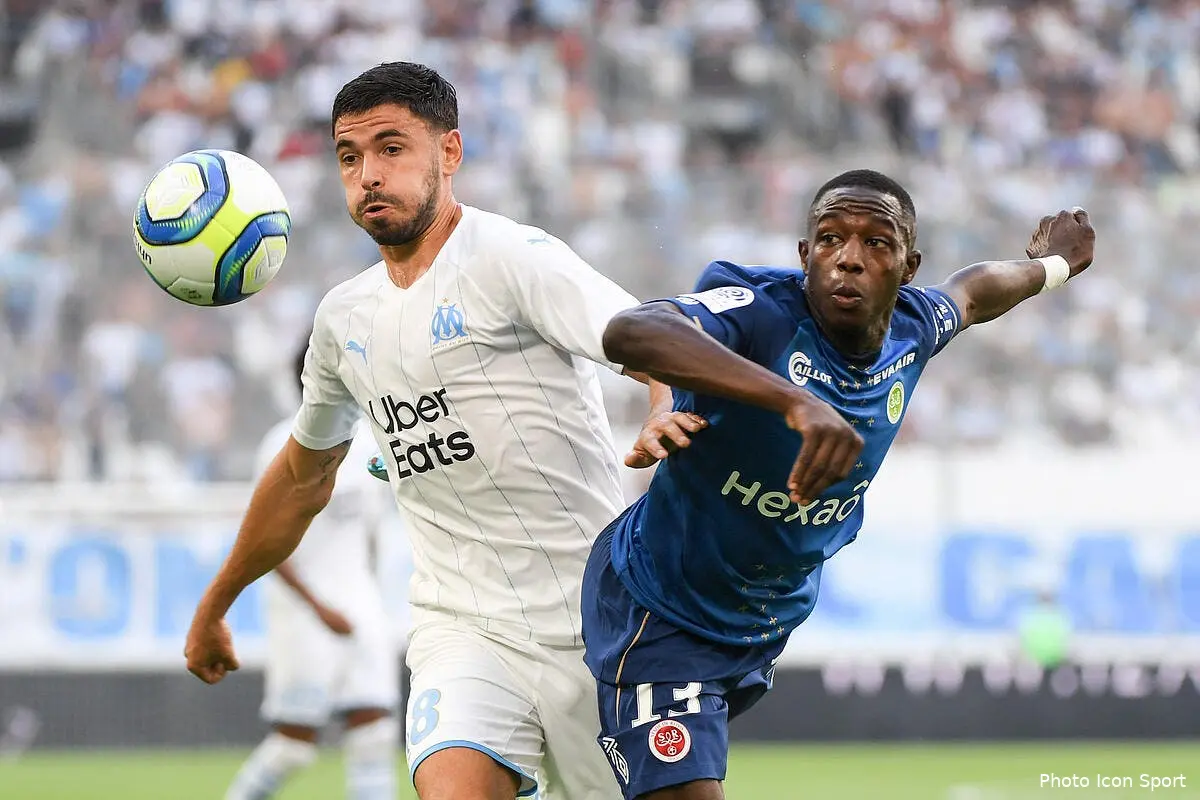 om un lateral gauche a marseille eyraud accelere icon dib 100819 12 64287099