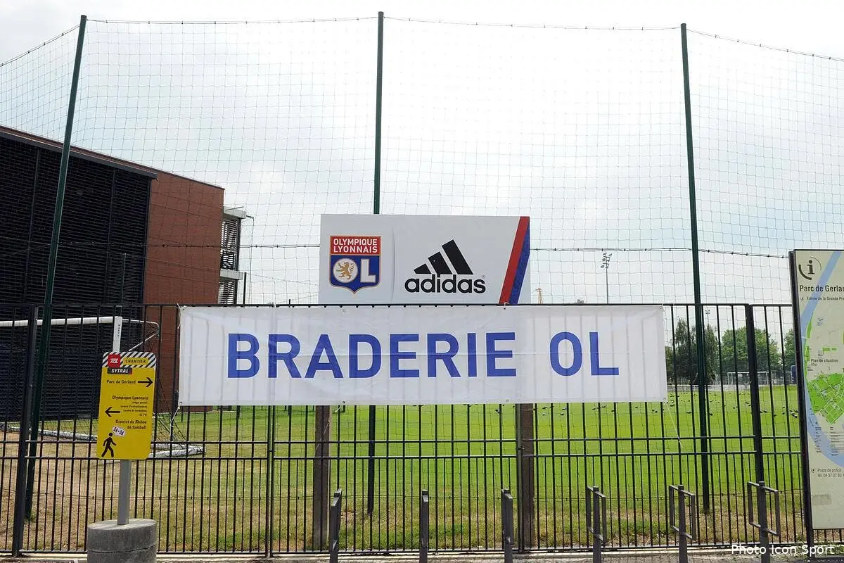 Photo : A l'OL c'est vraiment la grande braderie !