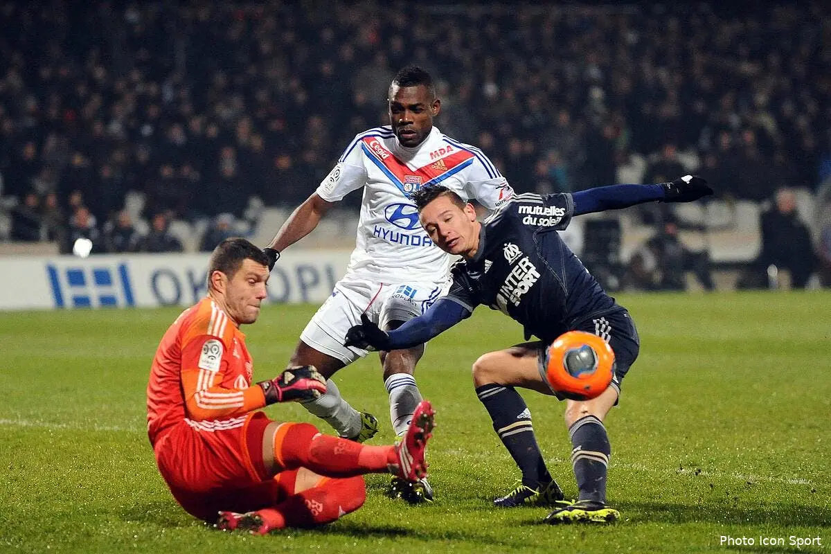 Pierre Ménès donne sa version d'OL-OM