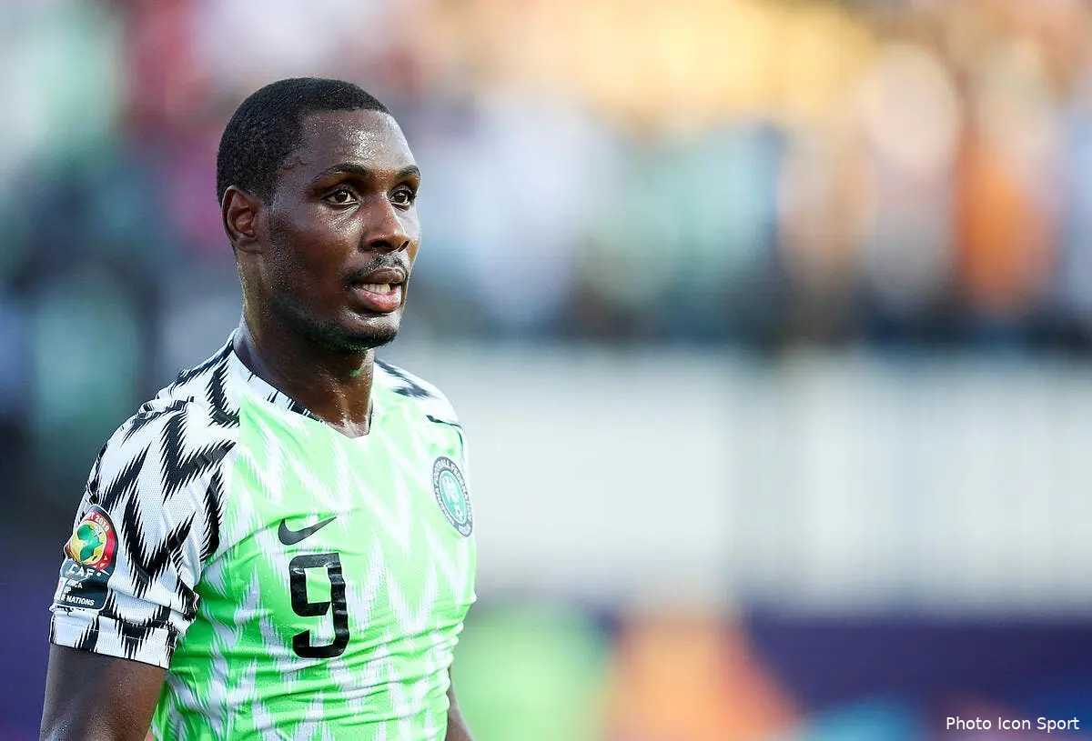 pl manchester united ecarte ighalo a cause du coronavirus icon 43973726278177