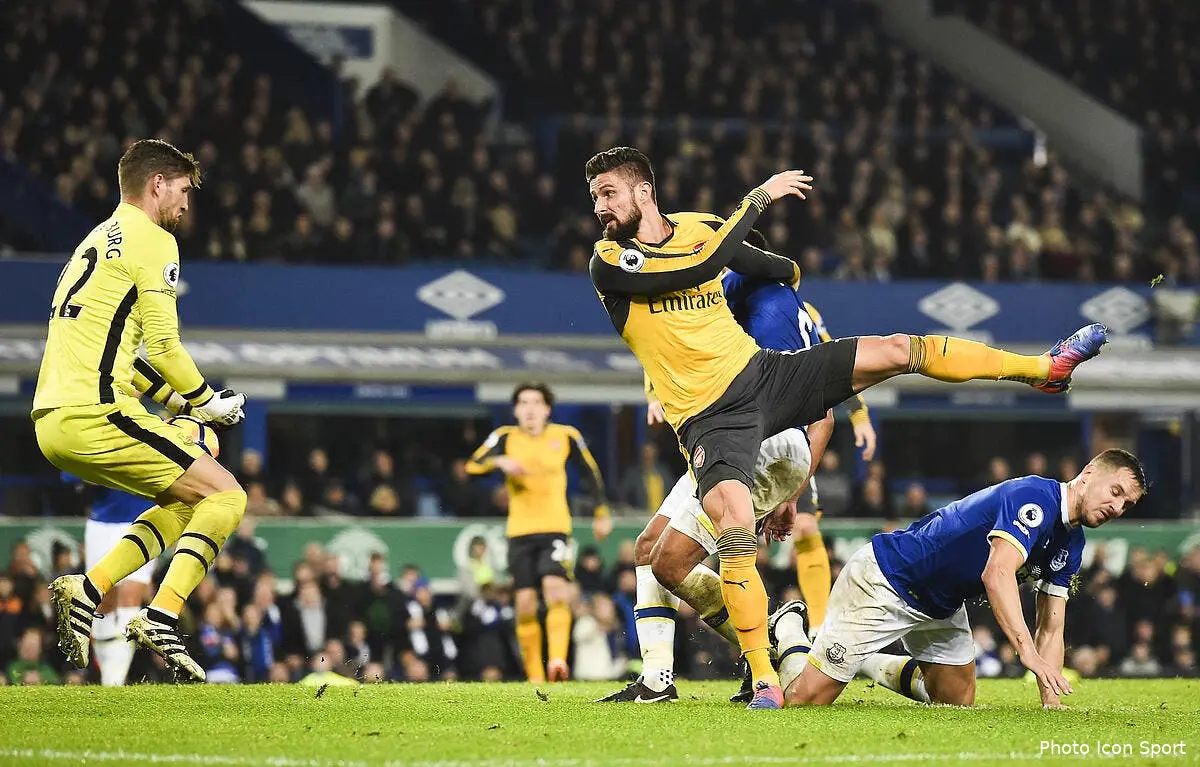 pl olivier giroud dans son equipe il en reve au mercato icon visual 385385 022203721
