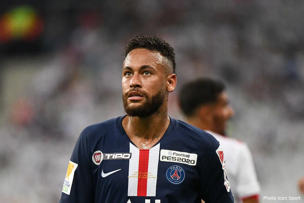 psg 3 ans a paris neymar a trouve une famille icon dib 310720 12 84290843
