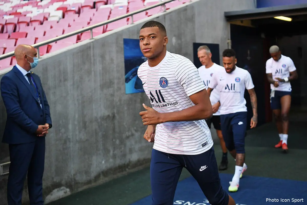 psg avant le real mbappe laisse une derniere chance a paris mbappe 93294311