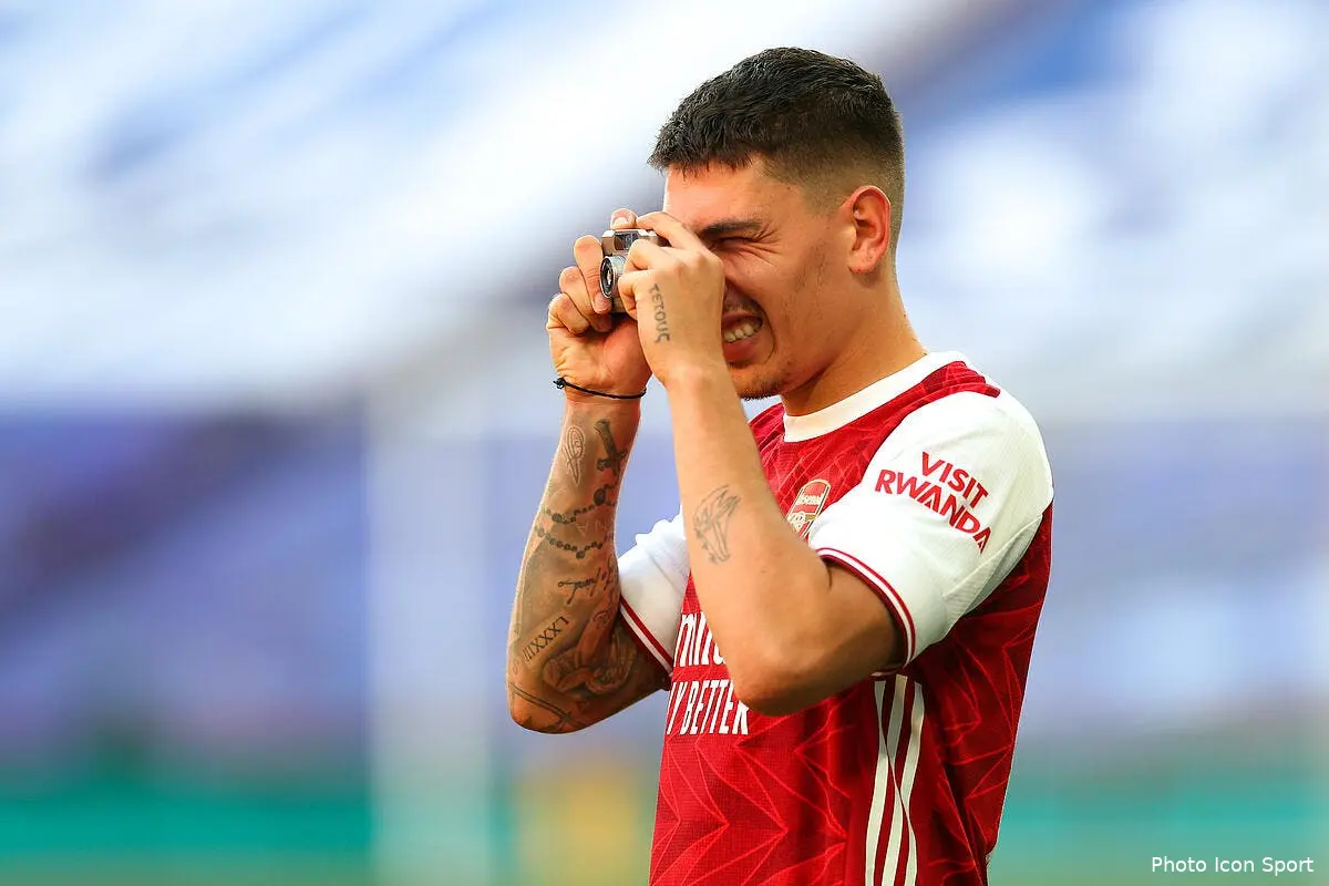 psg bellerin a paris un nouveau riche menace le deal icon 54829991293567