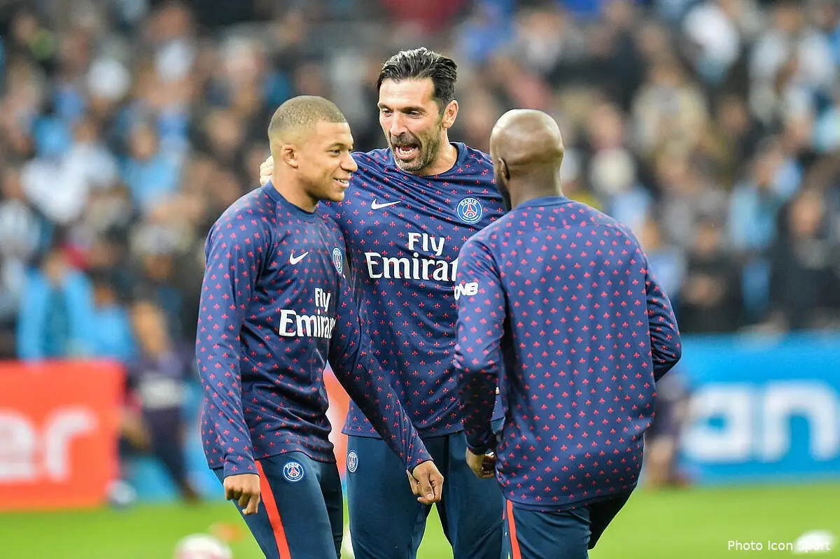 psg buffon est indispensable pour remporter la c1 pense dugarry buffon 10235011