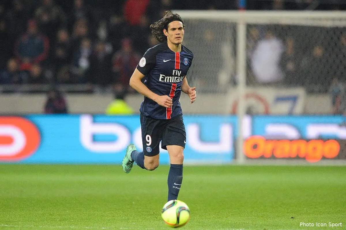PSG : Cavani annonce un choix fort au mercato !