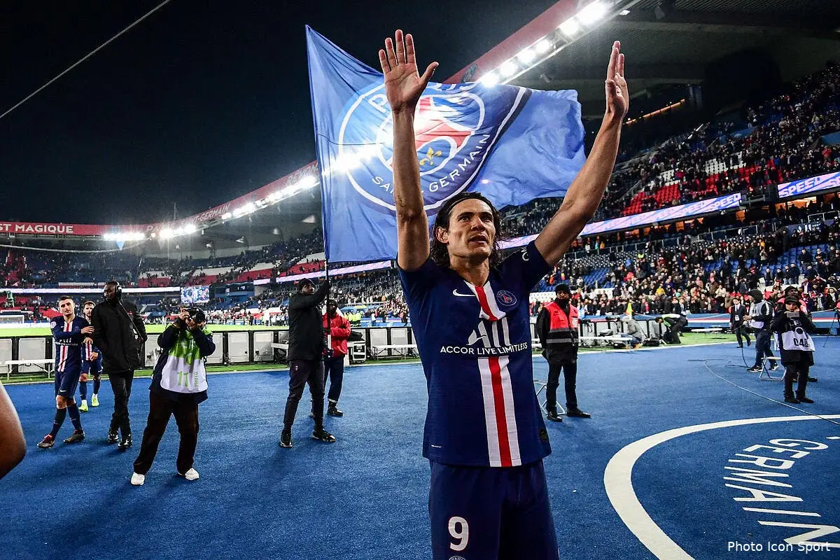 psg cavani veut rester a paris il y a un gros bug icon dib 271019 12 10268467
