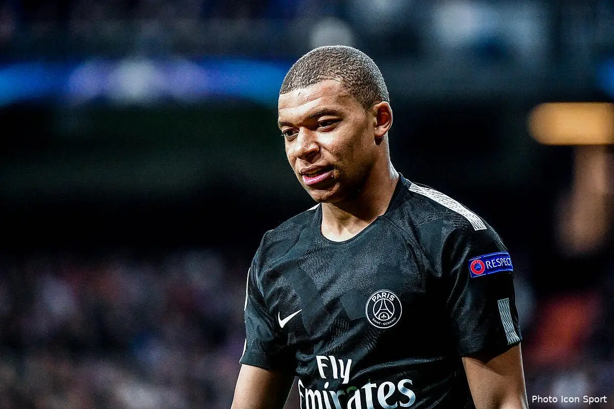 PSG : Clashé sur son déjeuner avec Macron, Mbappé fait la réponse qui tue