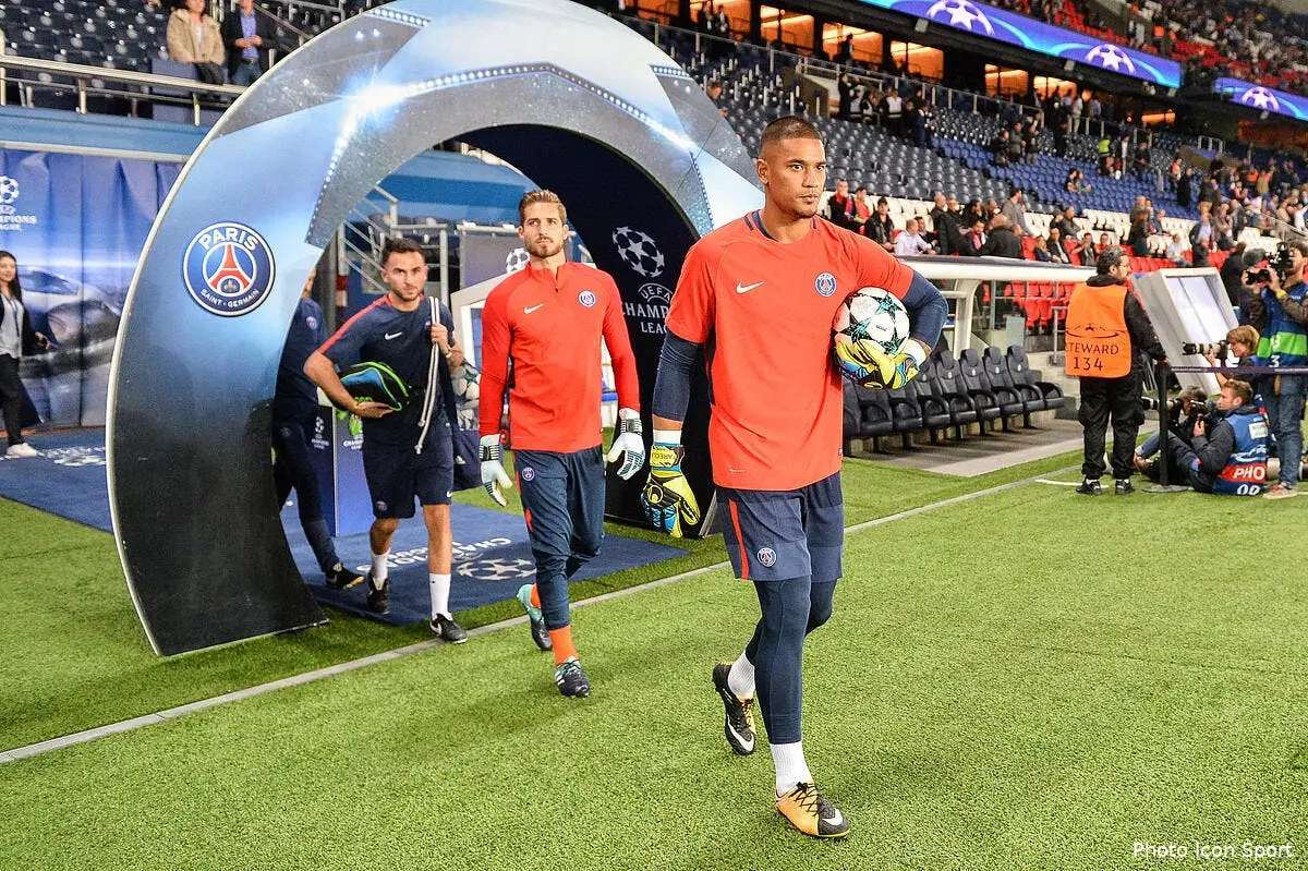 psg courtois areola ou trapp dugarry a vite tranche areola 12215647