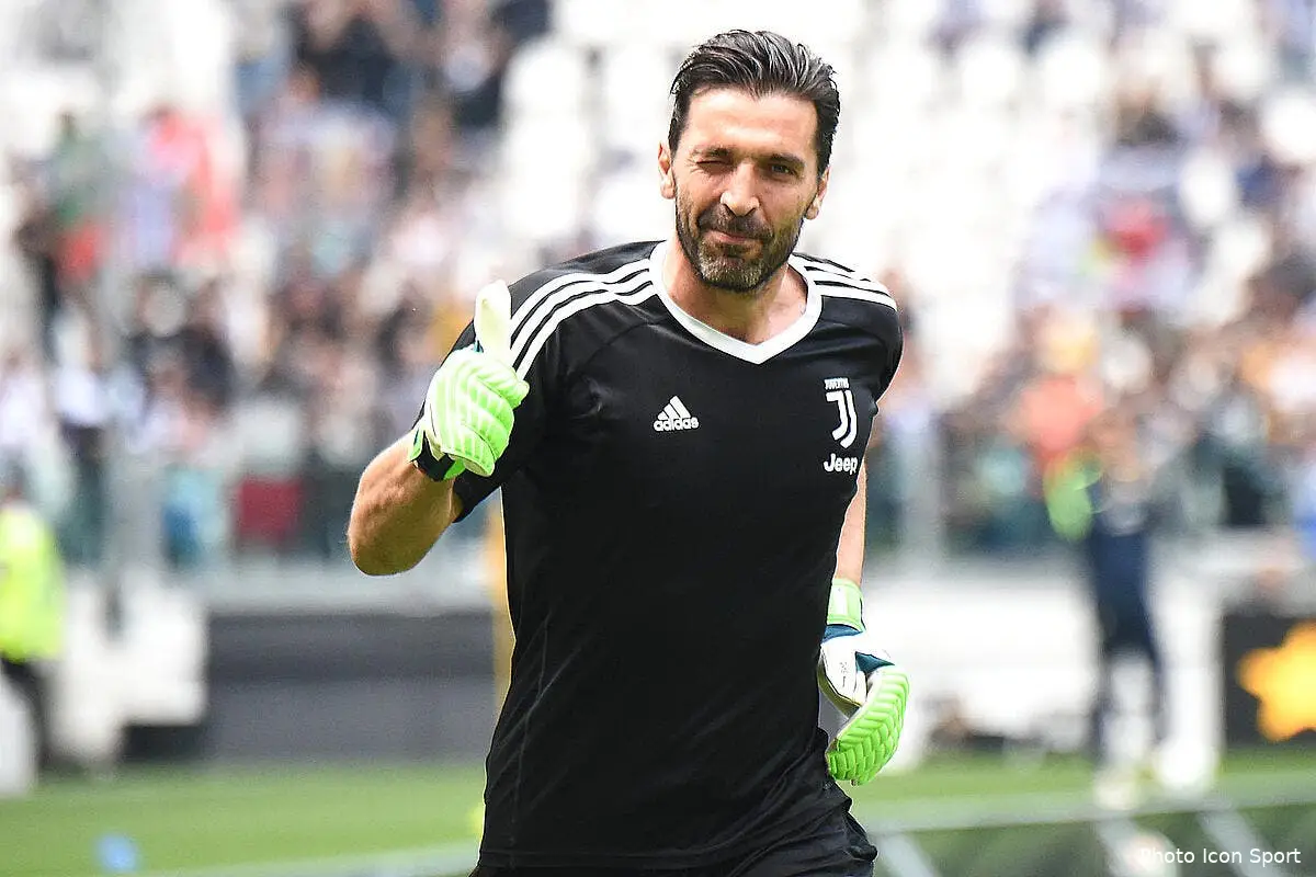PSG : Cracher sur Buffon parce qu'il signe au PSG, un consultant craque !