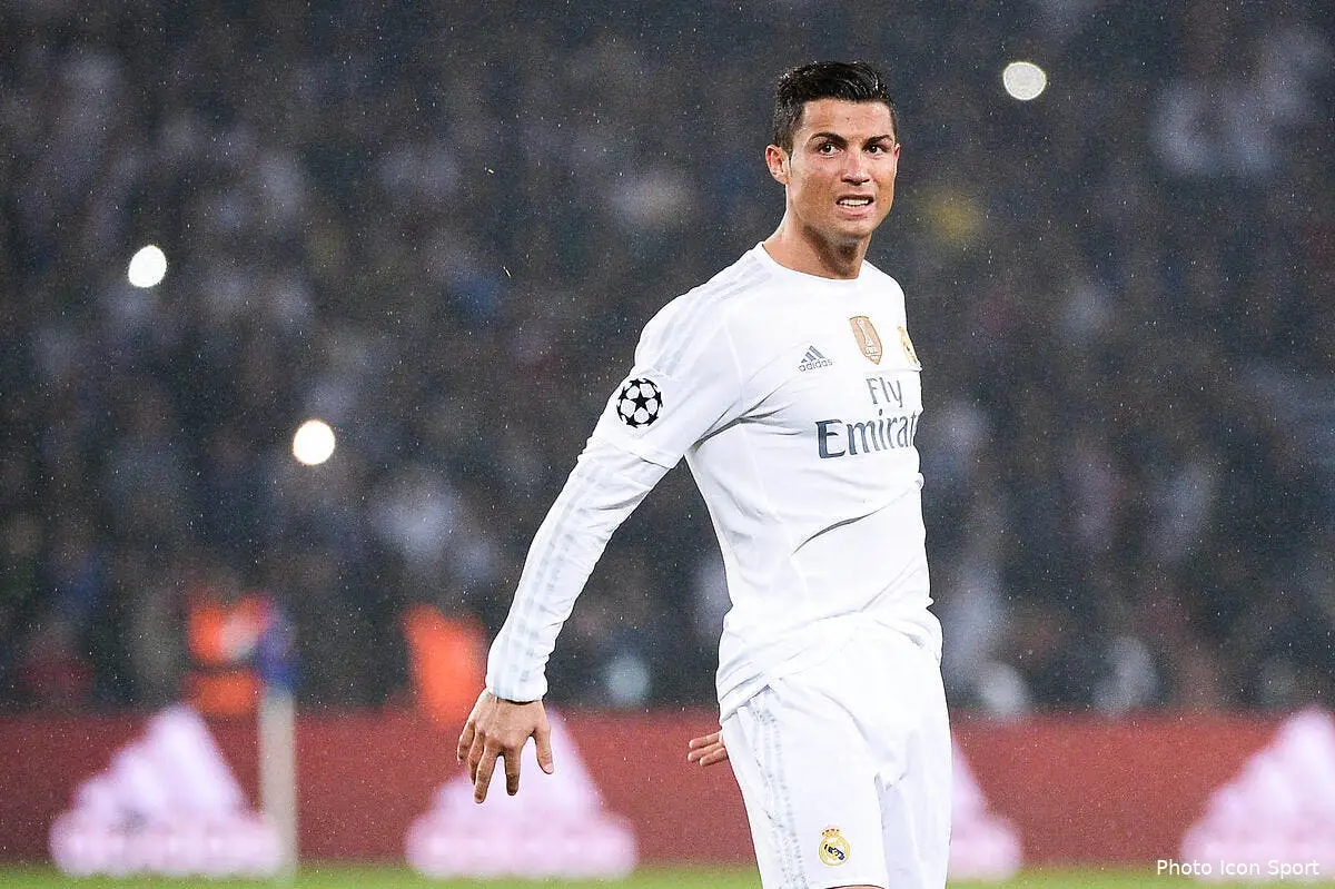 PSG : Cristiano Ronaldo a rencontré Nasser Al-Khelaïfi à Paris !