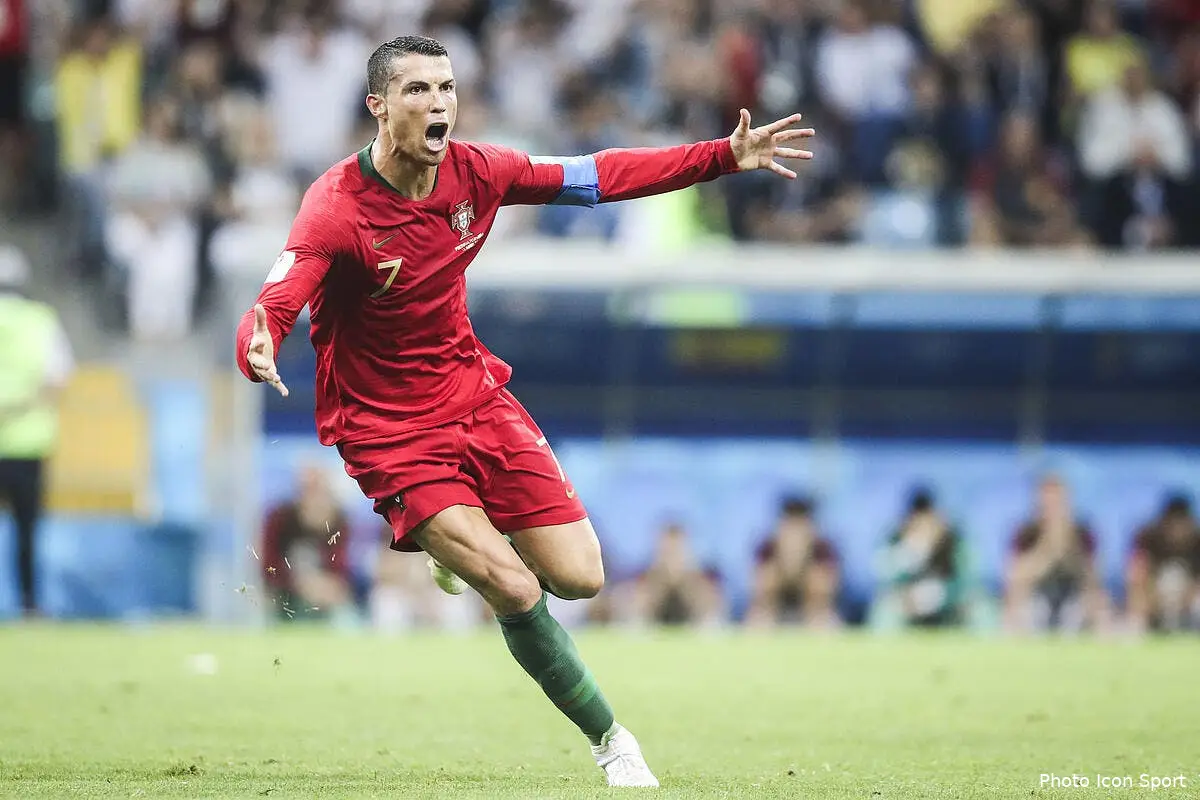 psg cristiano ronaldo au psg une phrase jette le trouble icon glo 150618 37 10222315