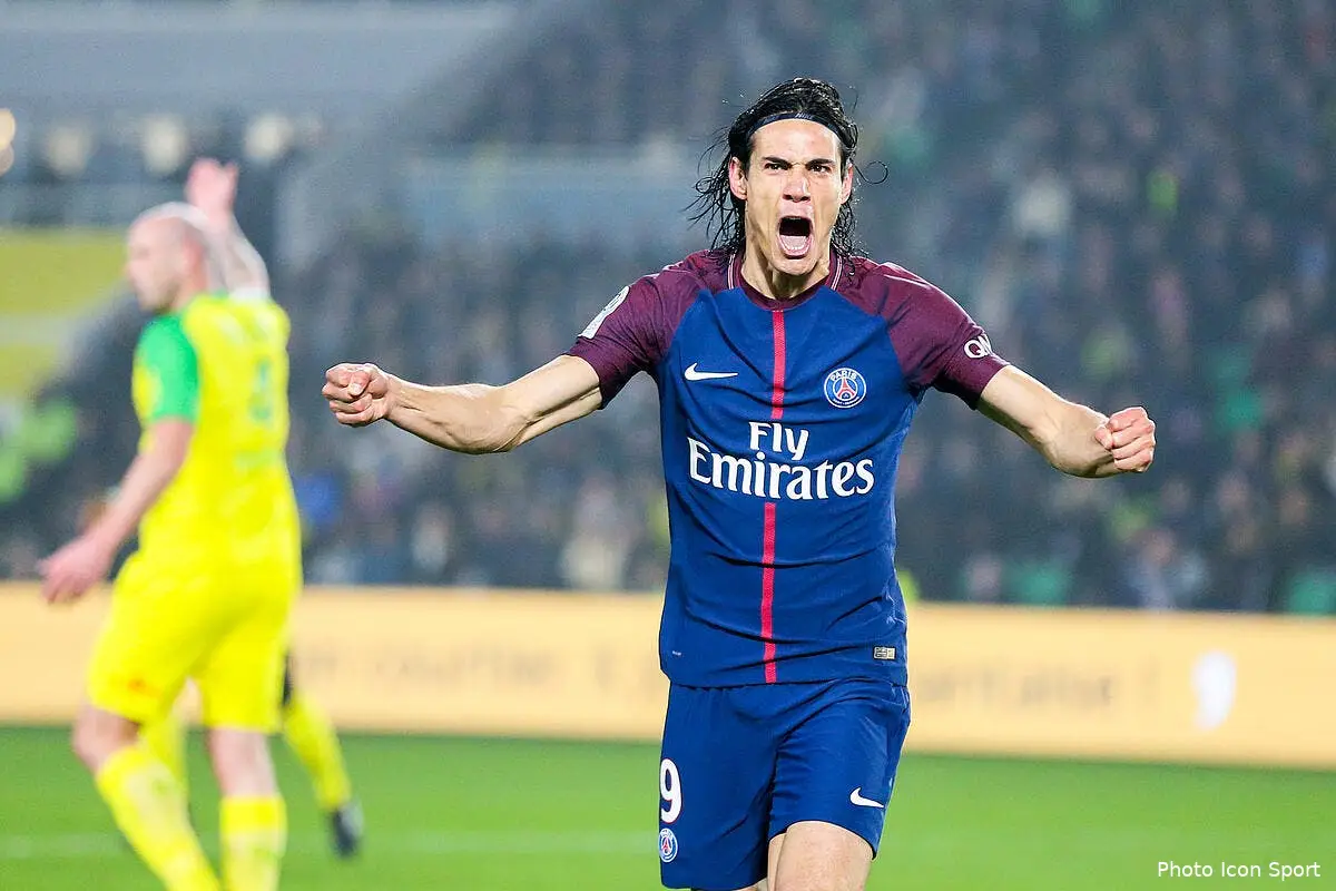 PSG : Domenech accuse salement Cavani