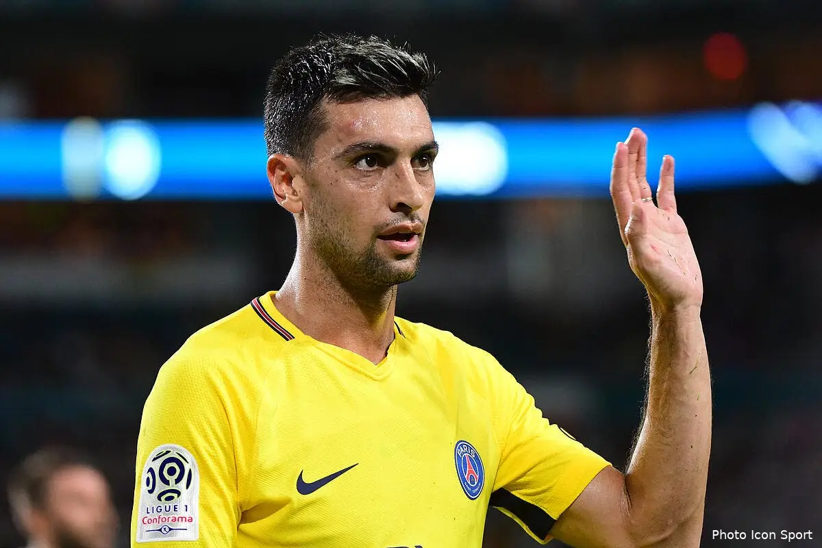 psg emery s accroche a pastore tant qu il n est pas blesse pastore 24200851