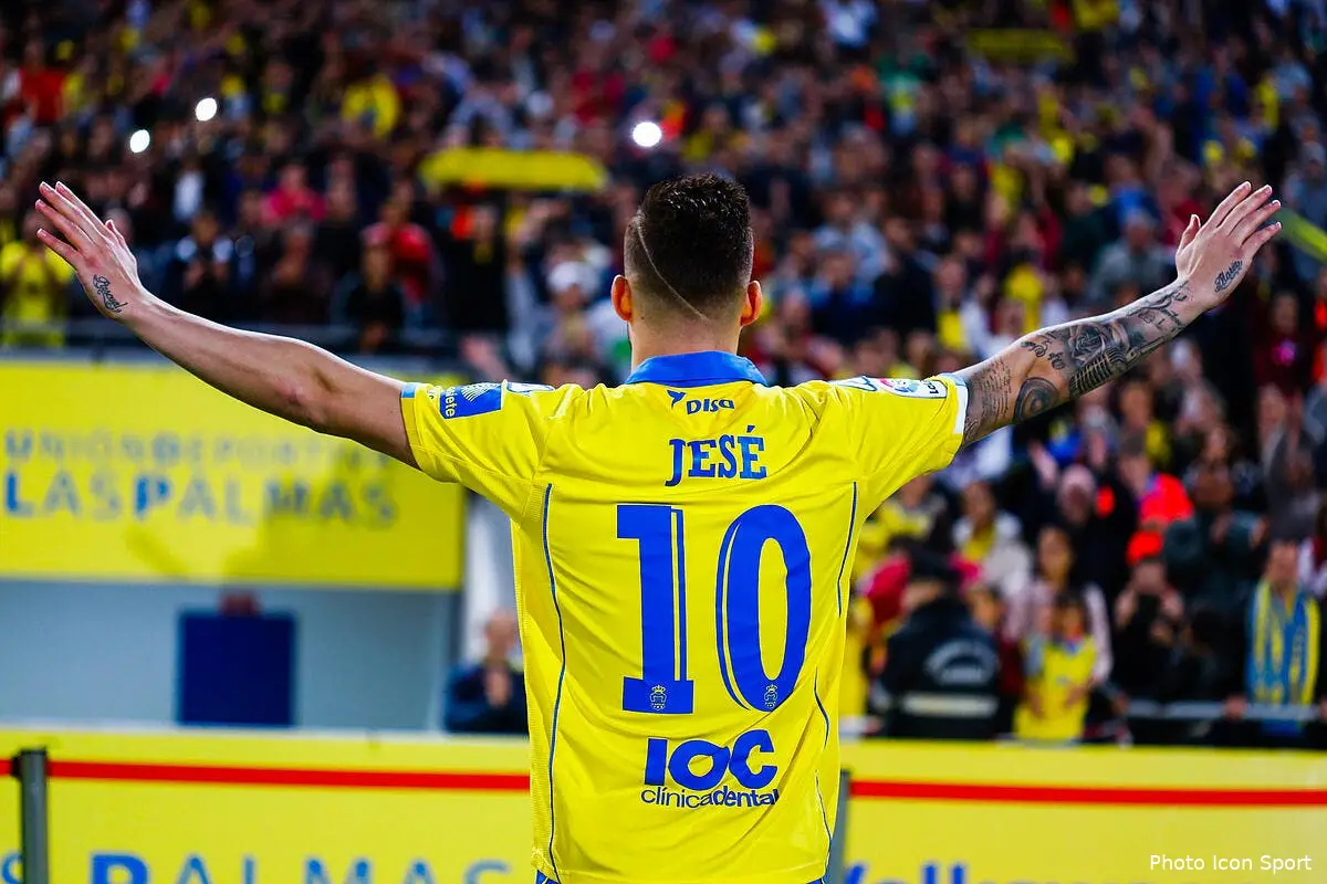 PSG : Enfin du monde au balcon pour accueillir le flop Jesé ?