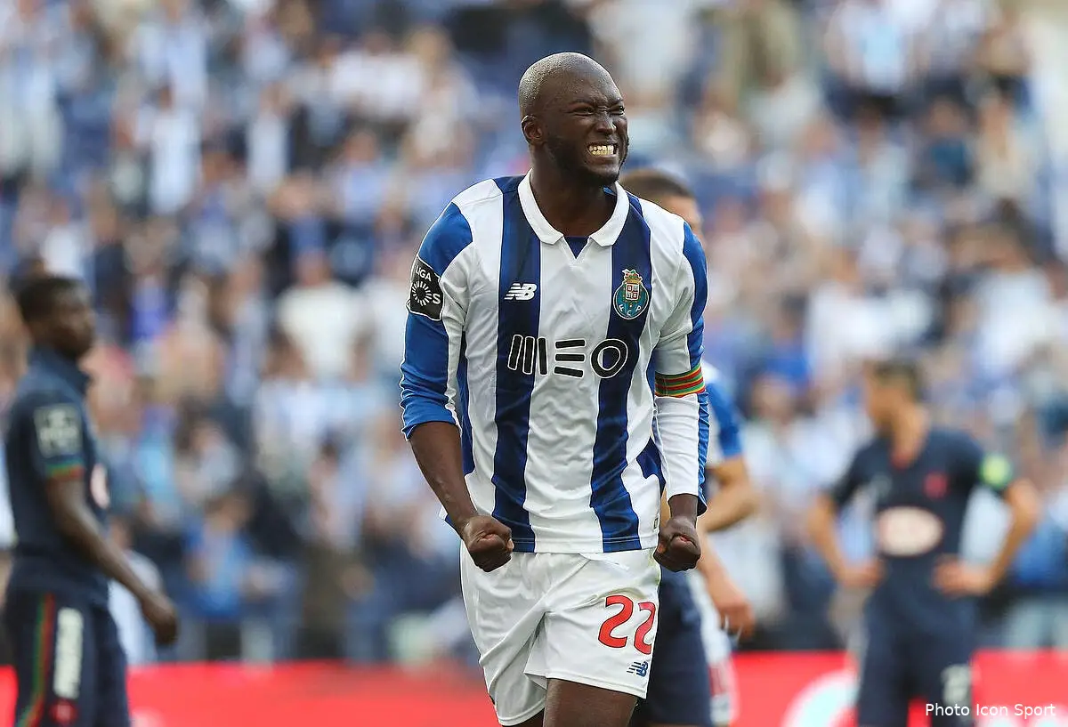 PSG : Henrique prêt à tenter un coup à 60 ME à Porto ?