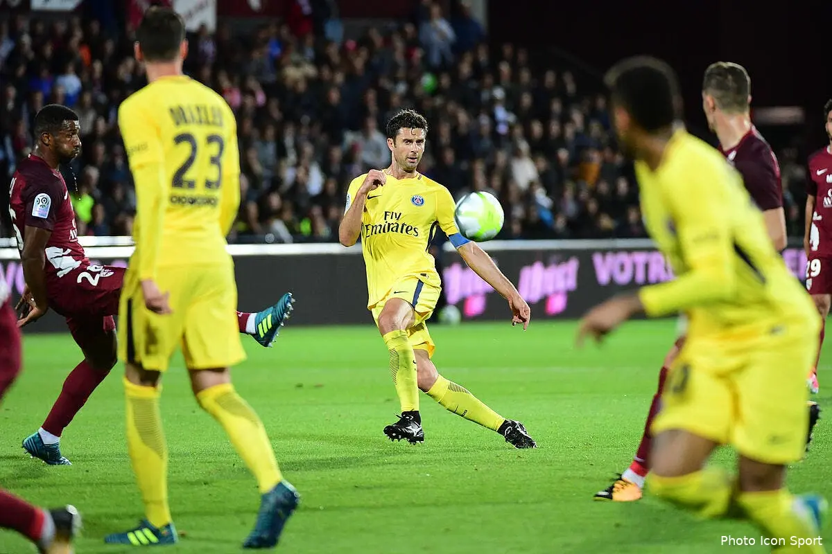 PSG : Il y a deux gros problèmes au PSG balance Lizarazu