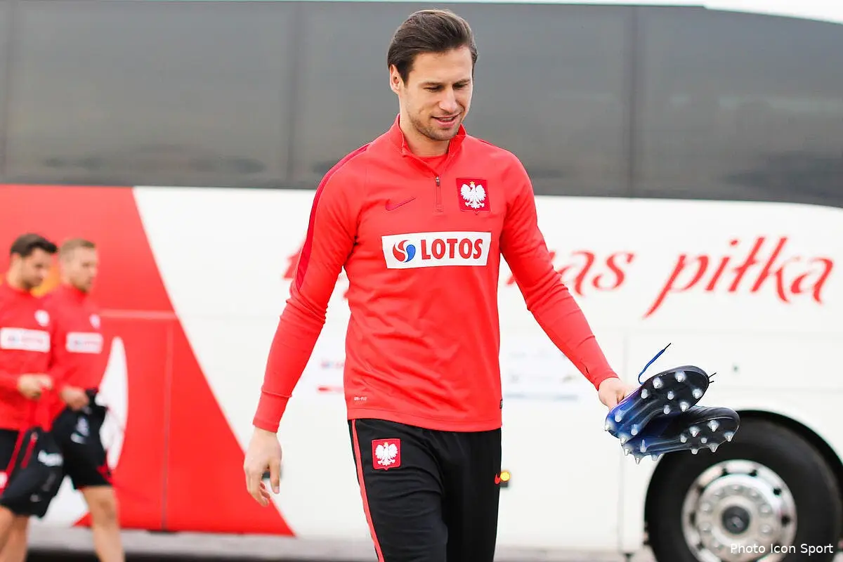 PSG : Krychowiak interdit de parler de sa situation à Paris ?