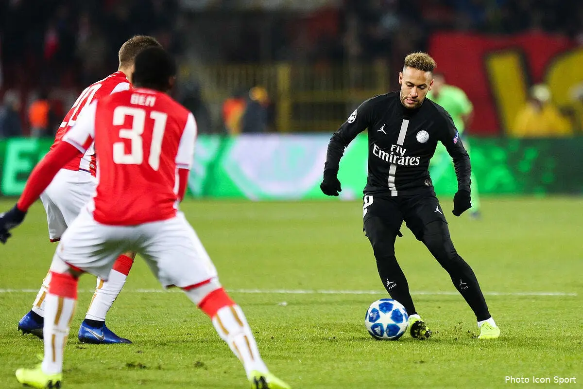 psg l espagne a vu la lettre de neymar au pere noel icon fid 111218 02 19240151