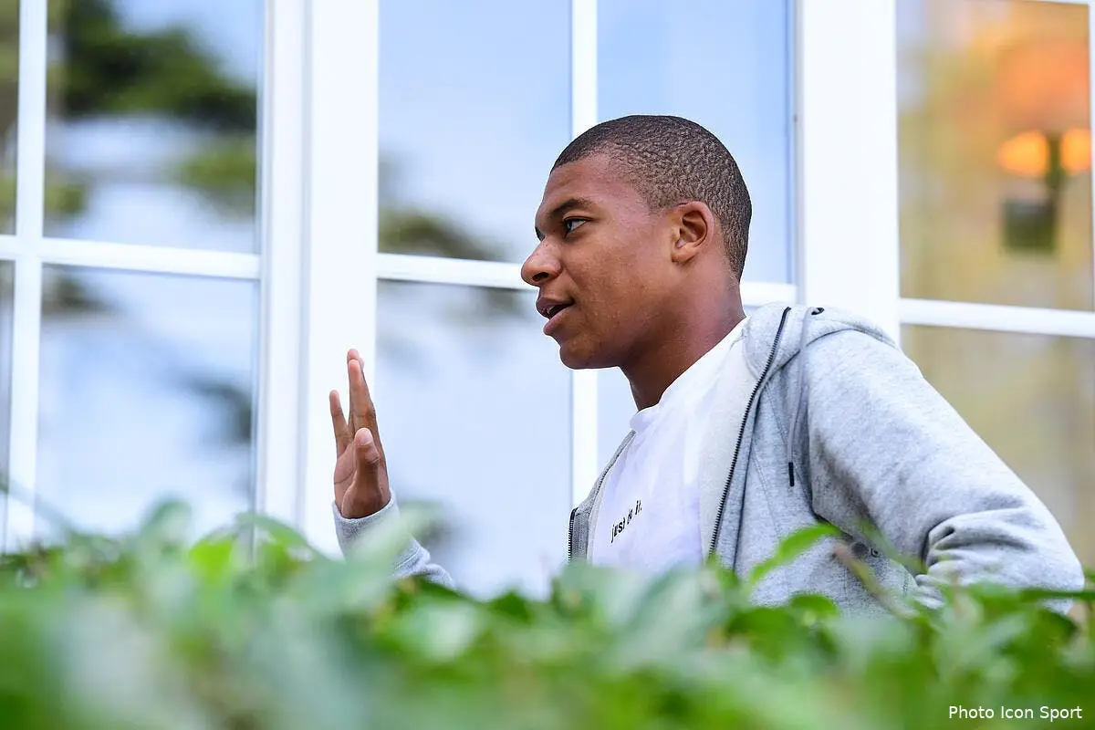 PSG : L’idée du prêt de Mbappé abandonnée !