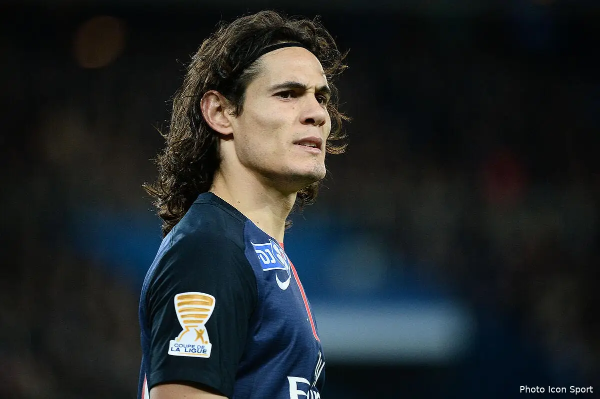 psg la juventus le clan cavani lance un avertissement cavani 36137612