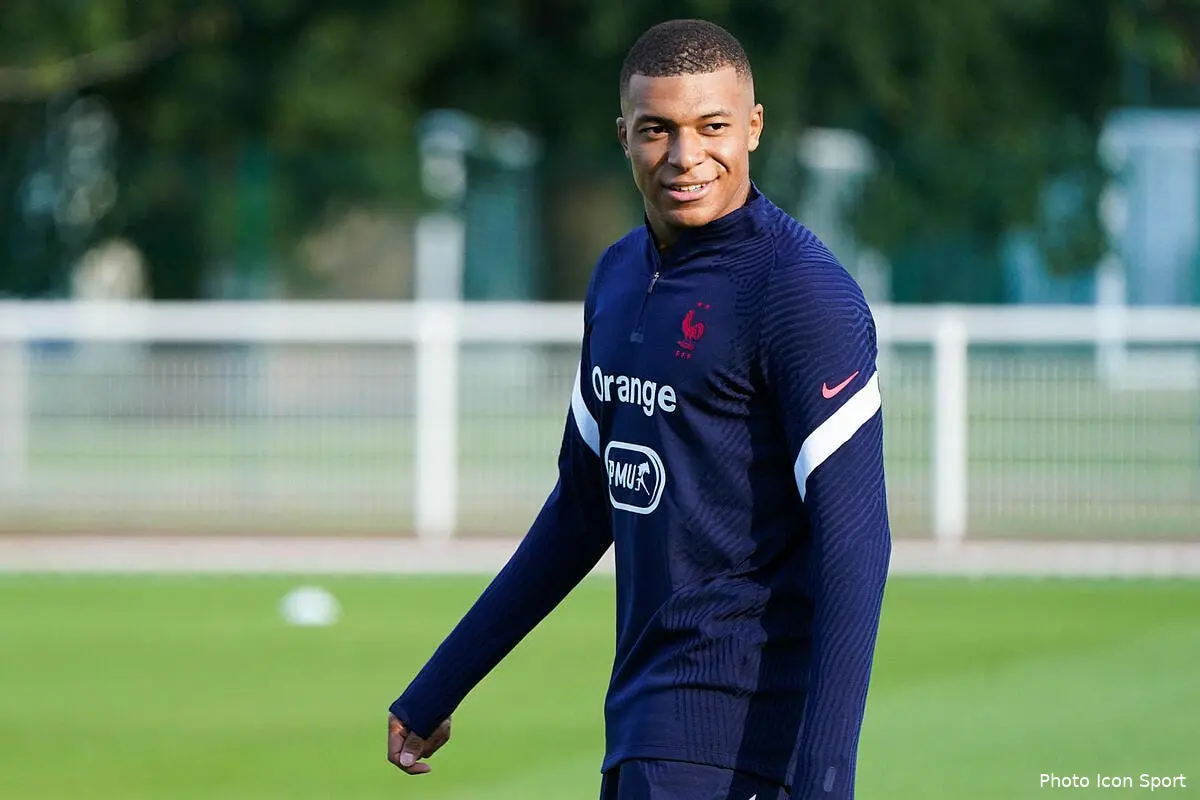 psg le 10 de messi pour mbappe l enorme craquage de barcelone icon sm100445293233