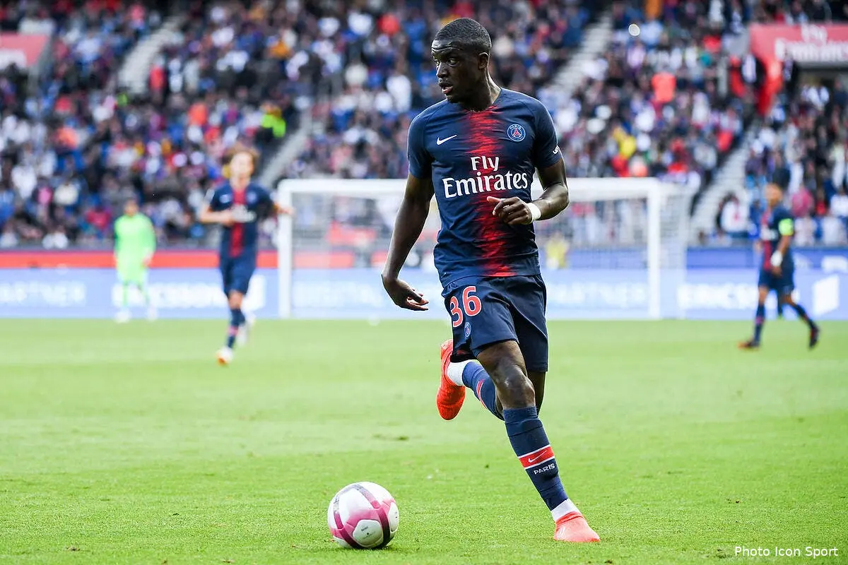 psg le psg ignore l om pour nsoki au mercato icon dib 250818 12 33228793