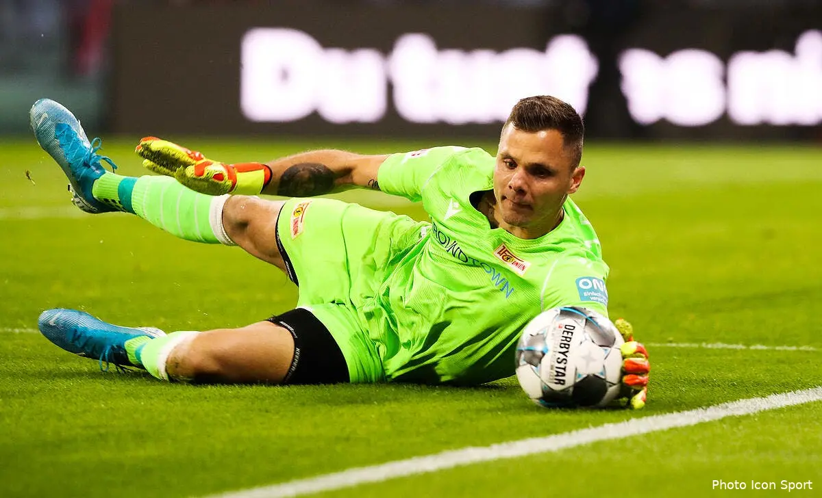 psg leonardo degaine une offre en bundesliga pour un gardien icon gepa 18012048070277075