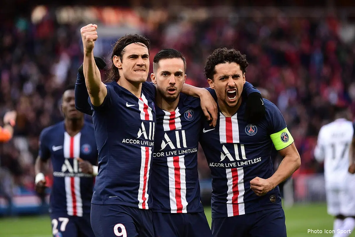 psg les dossiers sortent sur cavani il fait peur icon winter 29022020121473288653