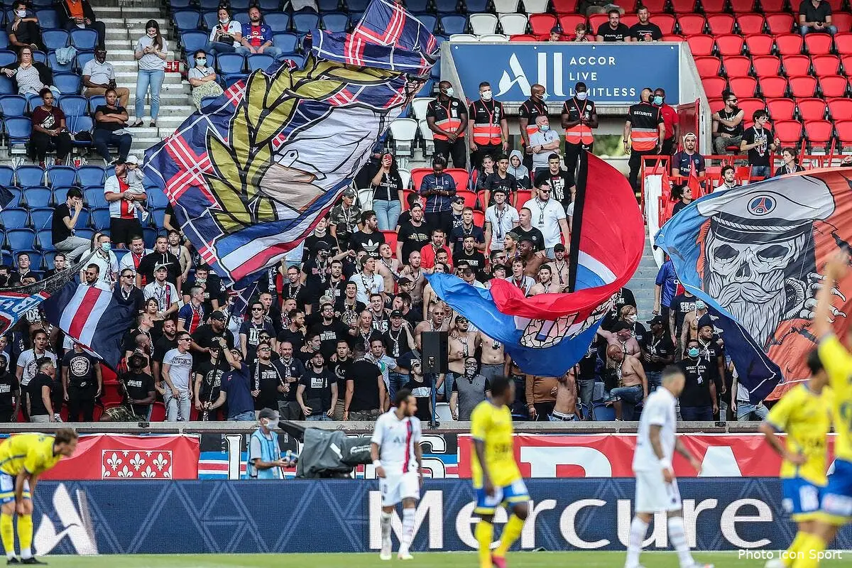 psg les ultras defient le covid19 l etat tousse icon belgaimage 166161512 1289513