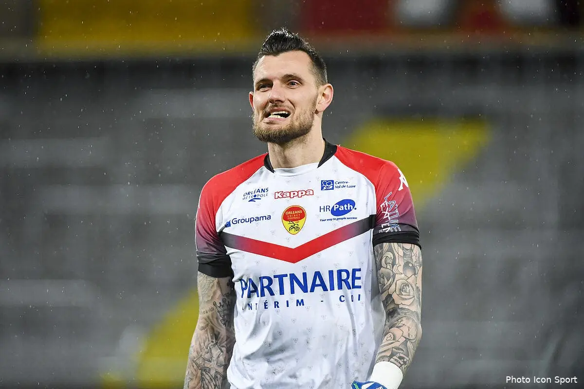 psg letellier arrive bulka va partir icon alc 090320 45 84294963