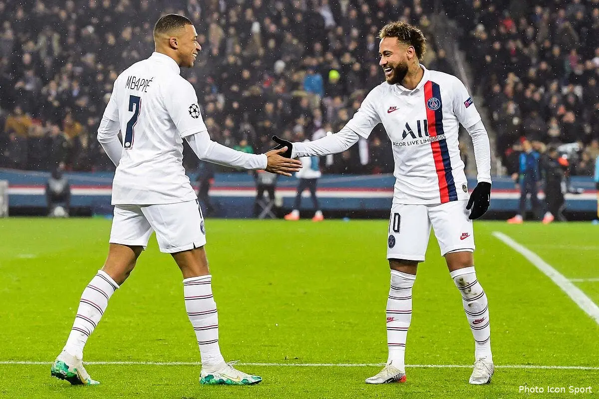 psg mbappe depasse neymar paris confirme icon 403291094273903