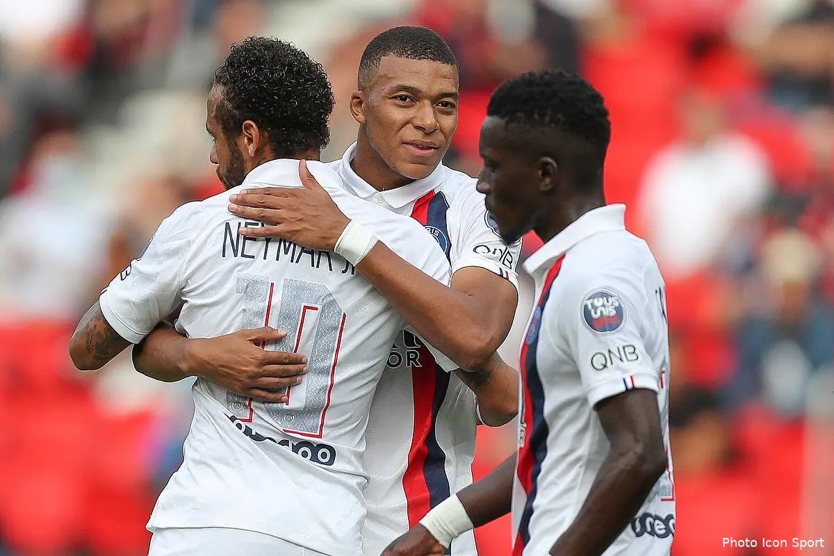 psg mbappe et neymar ont effraye emery a paris icon belgaimage 166161291293049
