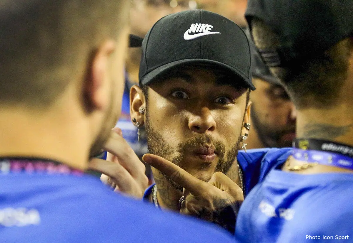 psg neymar annonce son forfait pour le carnaval de rio icon est 040319 08 06278923