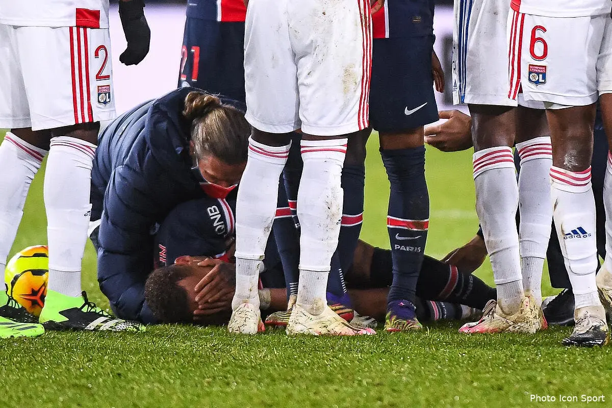 psg neymar blesse a la cheville grosse inquietude a paris icon bap 131220 93 109 2 301667
