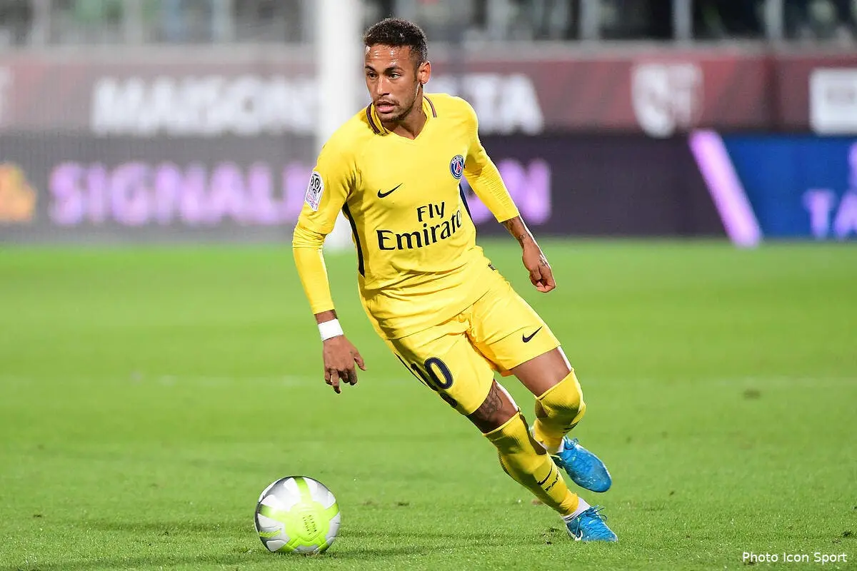 psg neymar de retour barcelone brise la glace icon win 080917 01 17321284755
