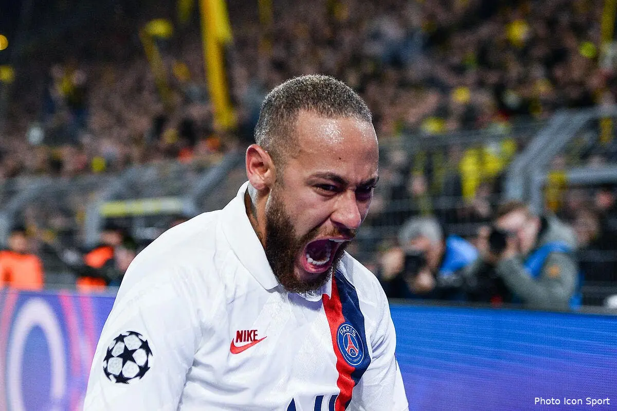 psg neymar en mode cristiano ronaldo paris jubile icon bap 180220 93 082284889