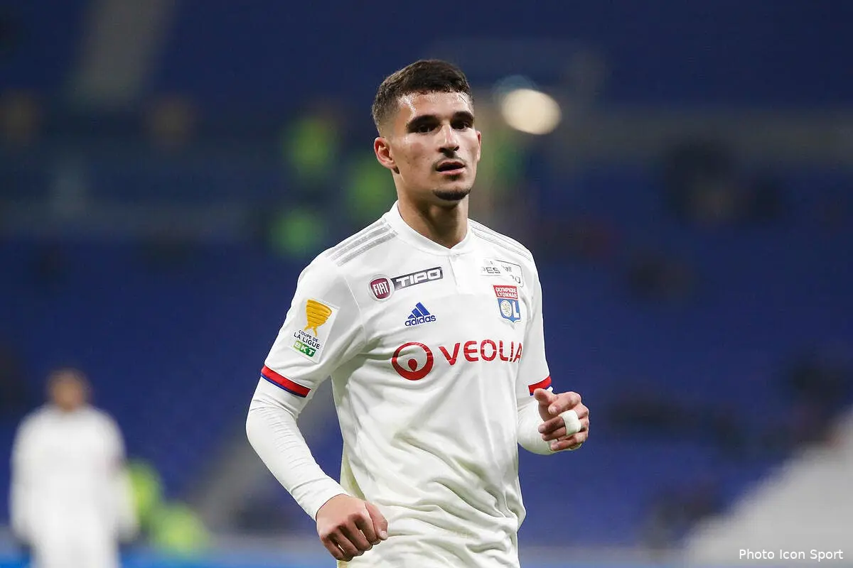 psg paris craque pour aouar l attaque se prepare icon 25i9684 copie275009